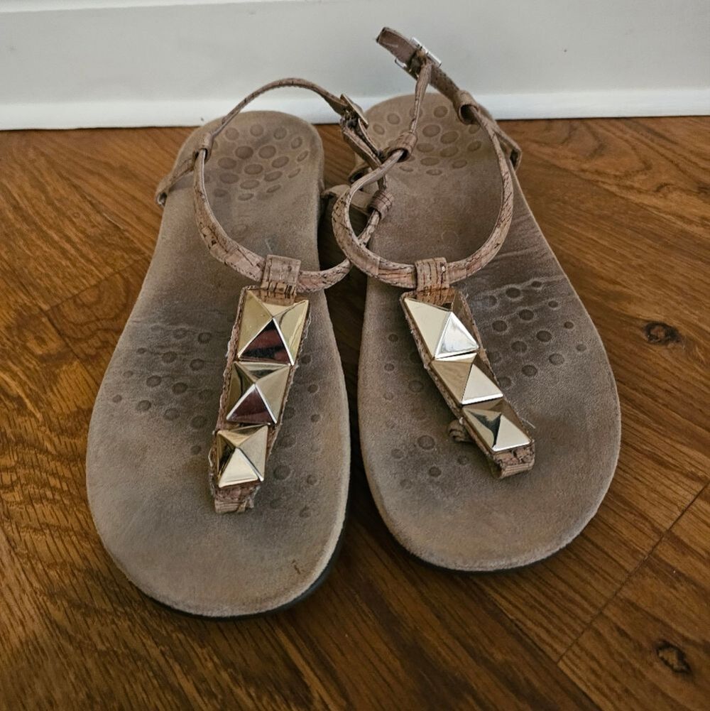 vionic gold strappy sandals sz 10